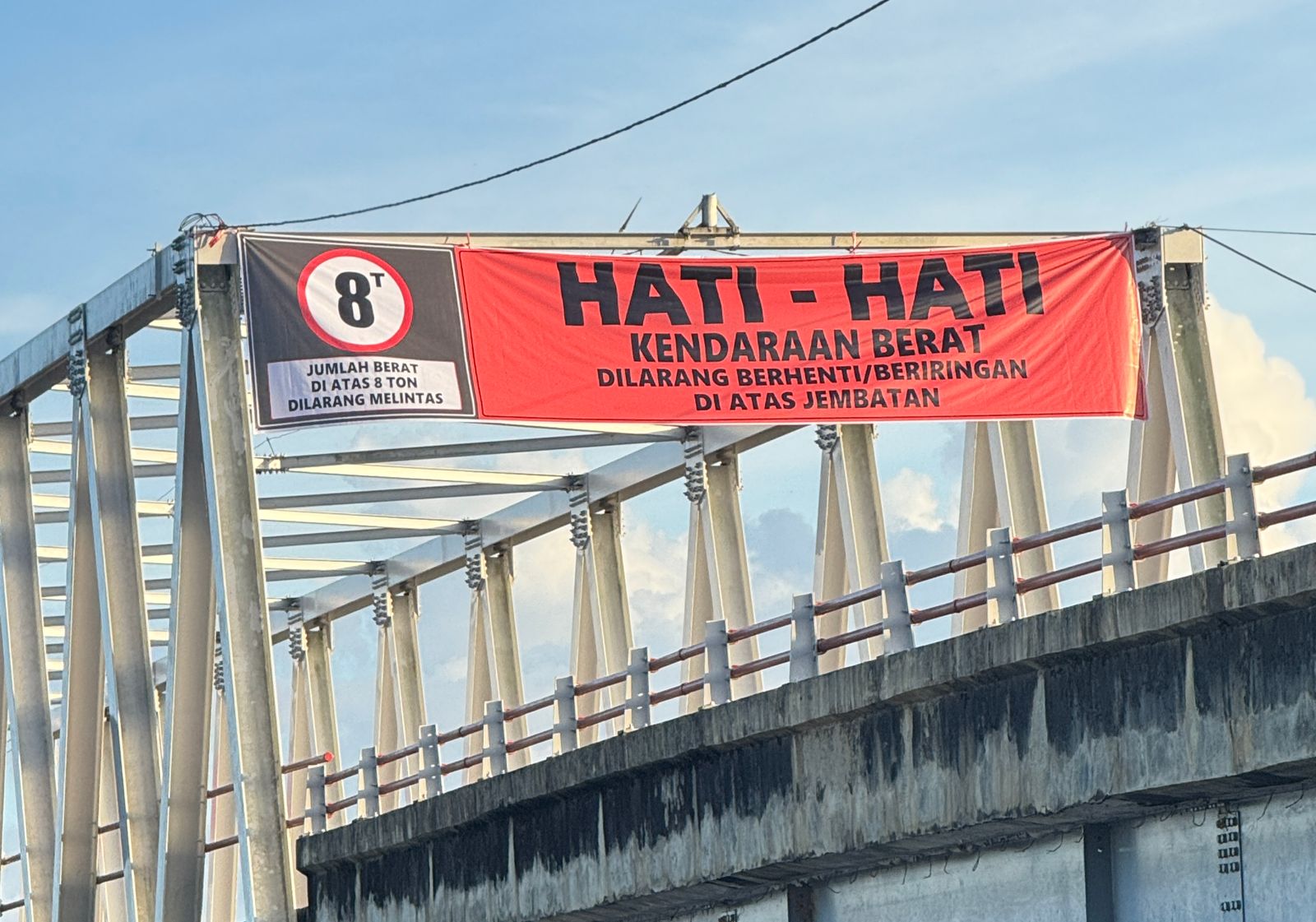 Jembatan Sei Malinau